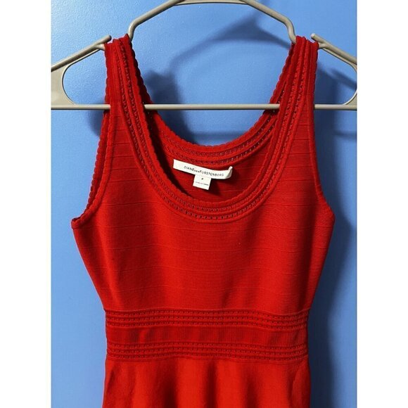 Diane Von Furstenberg Red Sleeveless Knit Flared Hem Dress P - Picture 7 of 9